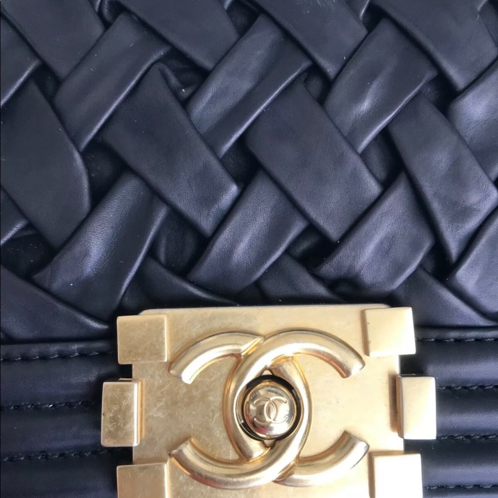 SOLD 🔥Authentic CHANEL Beautiful BOY calfskin bag - Picture 3 of 8